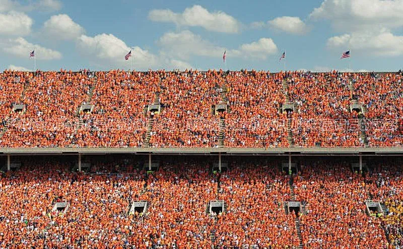 意昂3代理登陆江铃新能源